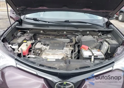 2018 Toyota Rav4 Xle z USA, uszkodzony, nr VIN 2T3RFREV1JW736845